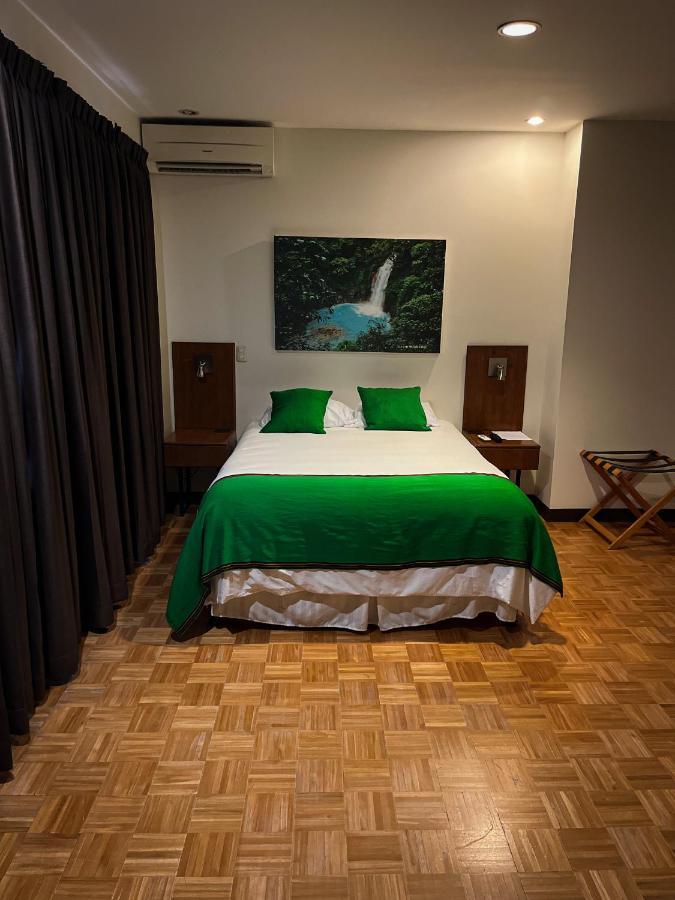 Legacy Boutique Hotel Quesada  Екстер'єр фото